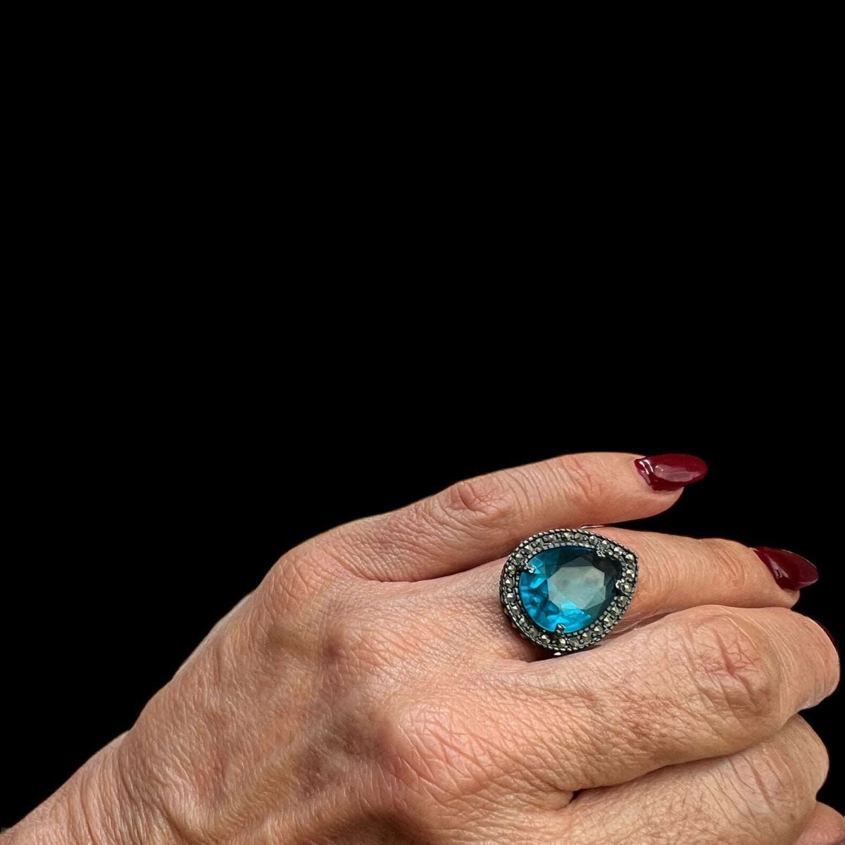 Anillo Drop Pav Azul - Alta Joyería Artesanal por Regina Castillo