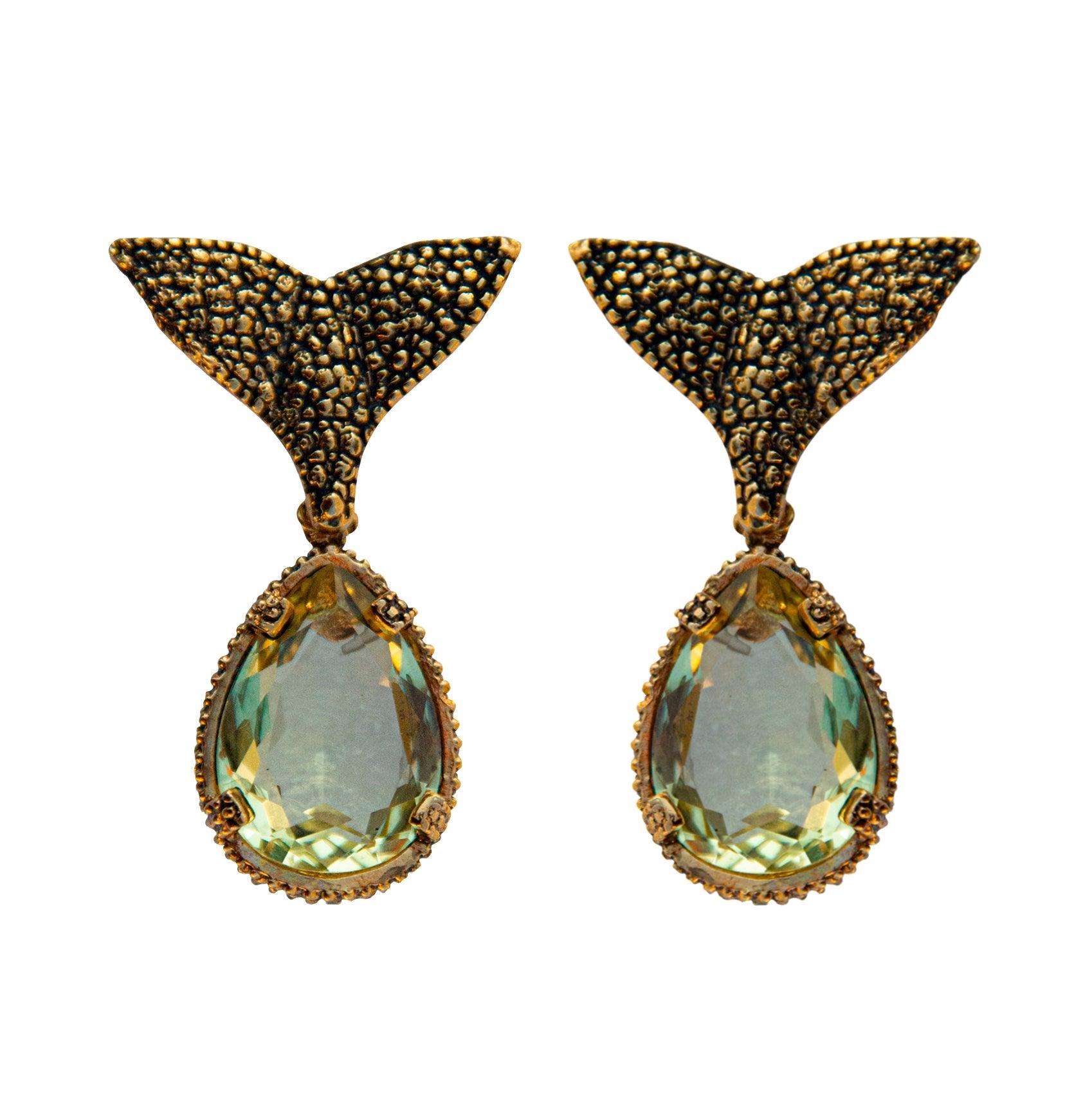 Arete bugs cola de ballena azul claro Arete + Drop de Joyería Regina Castillo